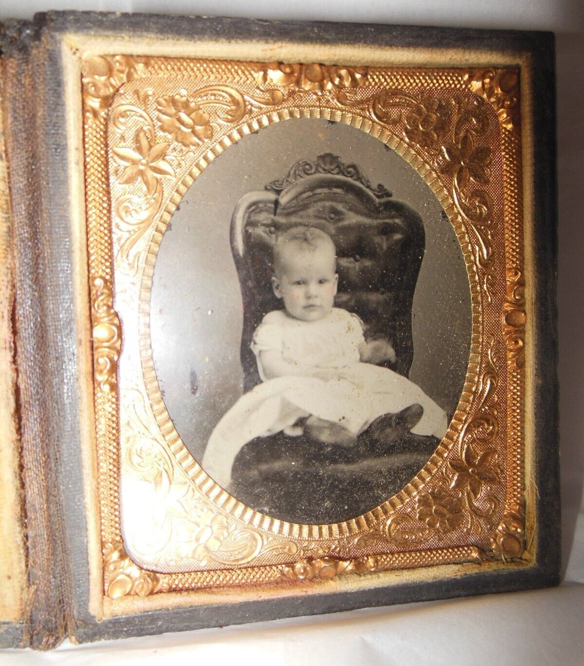 1860-63 Tinted Daguerreotype, 9th Plate, Infant, Baby, Child, Nice Case