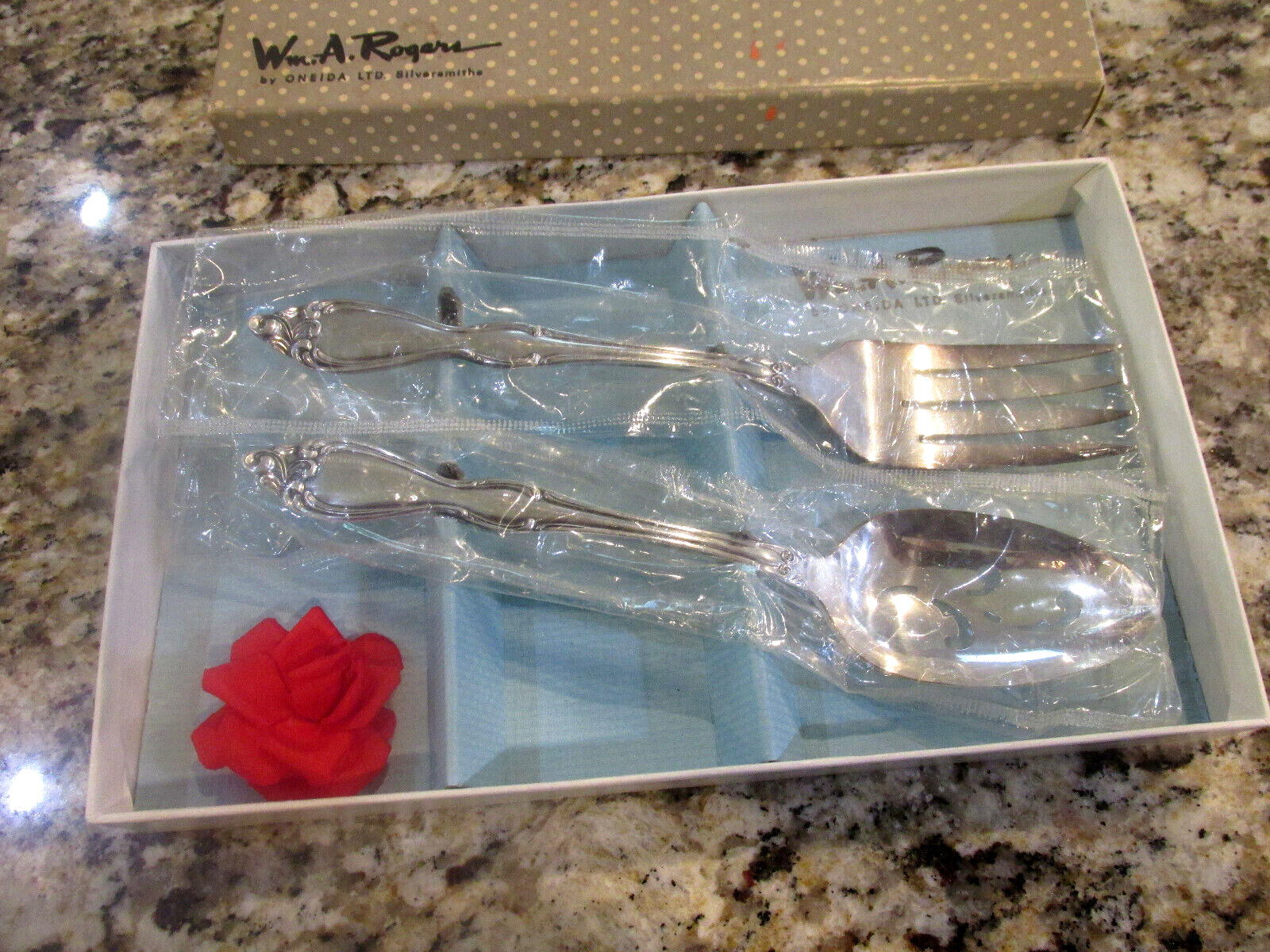 WM. A. ROGERS FORK SPOON SET ONEIDA OLD SOUTH SILVERPLATE HOSTESS SERVING + BOX