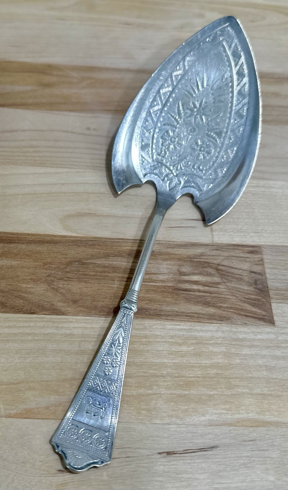 Vintage WM Rogers Bros 1847 Laurel Silverplate 9” Pie Slice Server Monogrammed