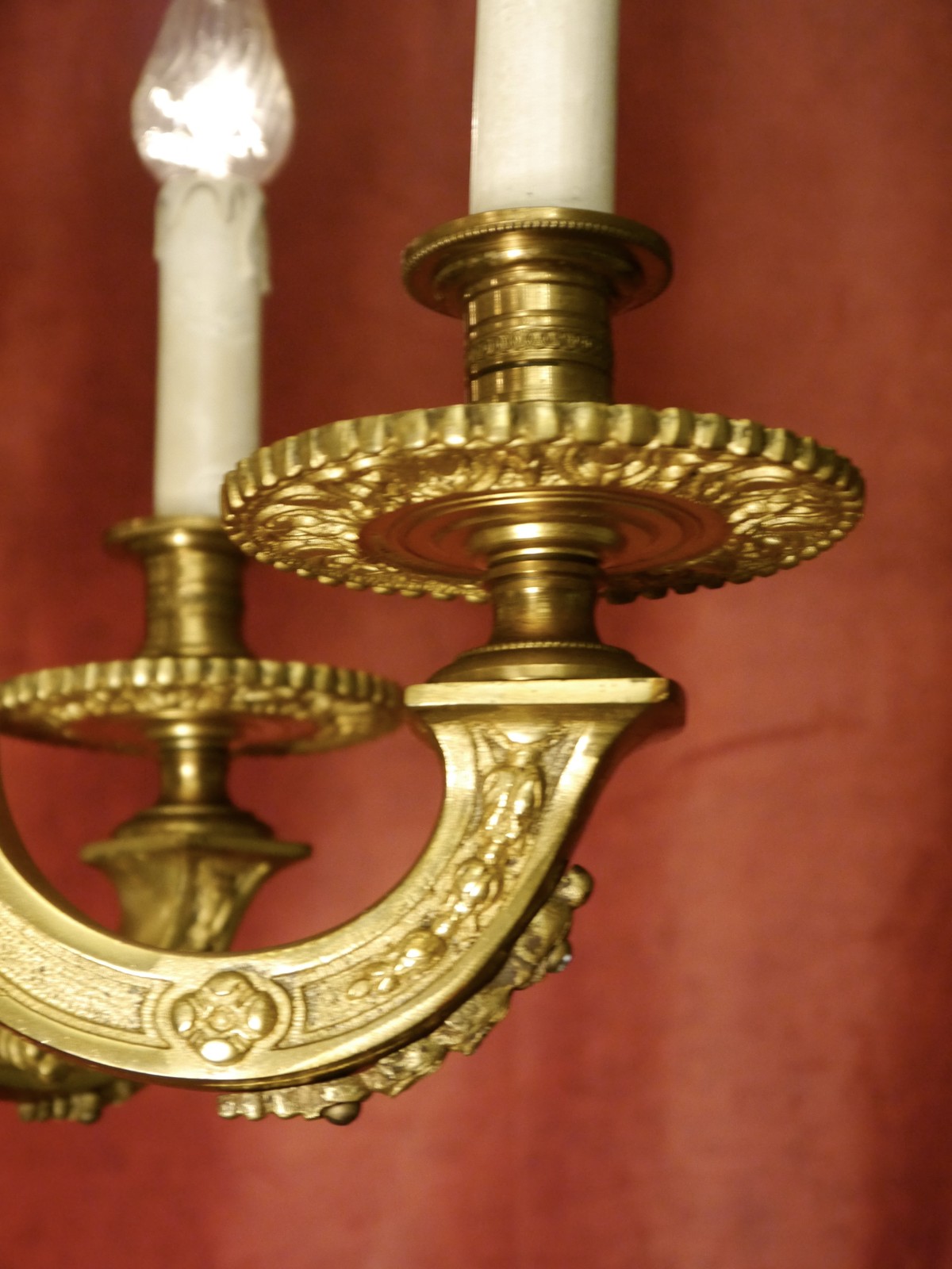 French Empire Ram Head Chandelier Bronze 6 Lights 1920s Classic Ø 23.62″