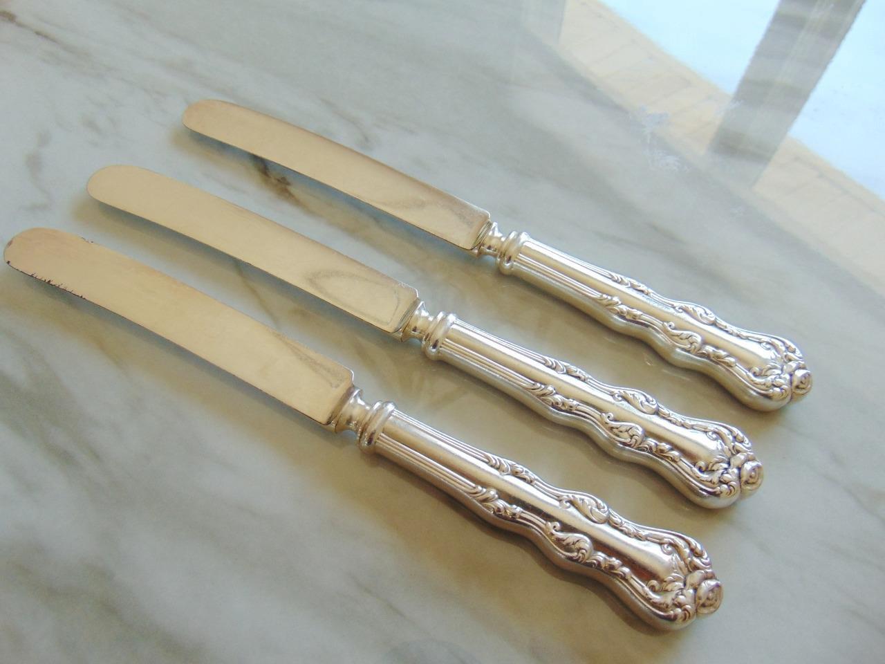 International ORIENT-VENICE Dinner Knife 3Knives Holmes Edwards Silverplate 1904