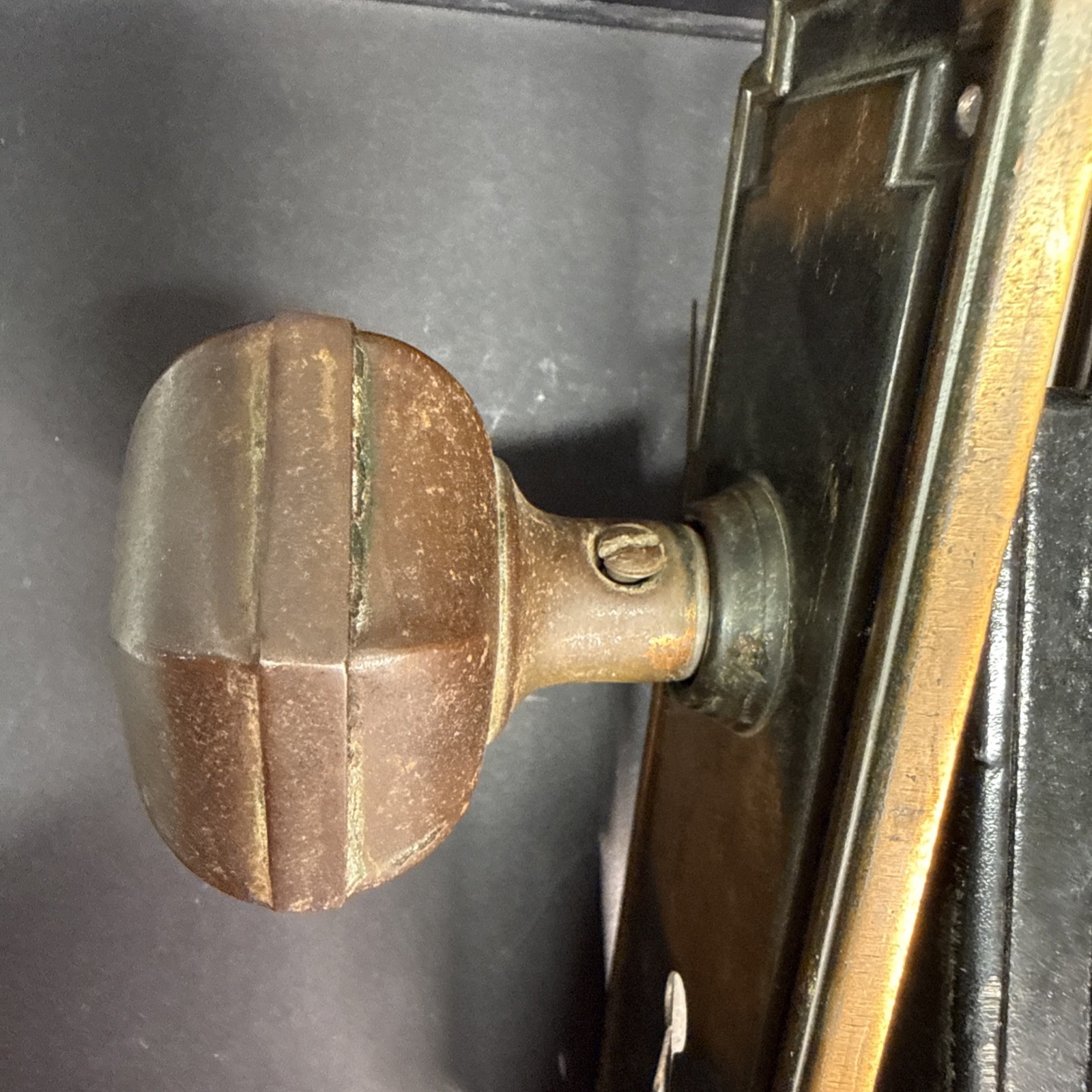 Penn Hardware Douglas/ Roma Door Knobs, Plates , & Mortise Passage Set -No Key