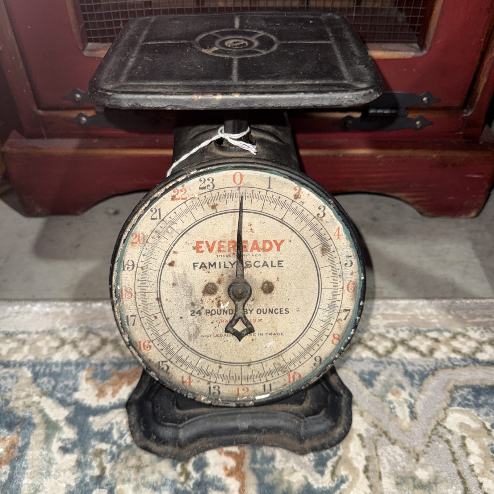 Eveready Vintage American Family Kitchen Primitive Rustic Farmhouse Scale 24Lb.