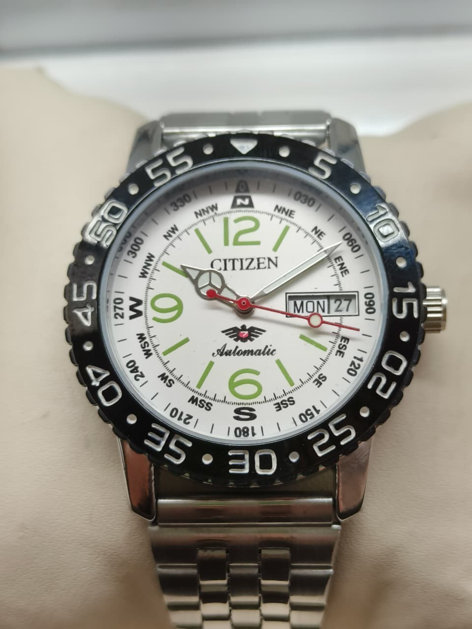 Vintage Citizen Automatic 21 Jewels Men’s Wristwatch White Dial Fixed Bezel