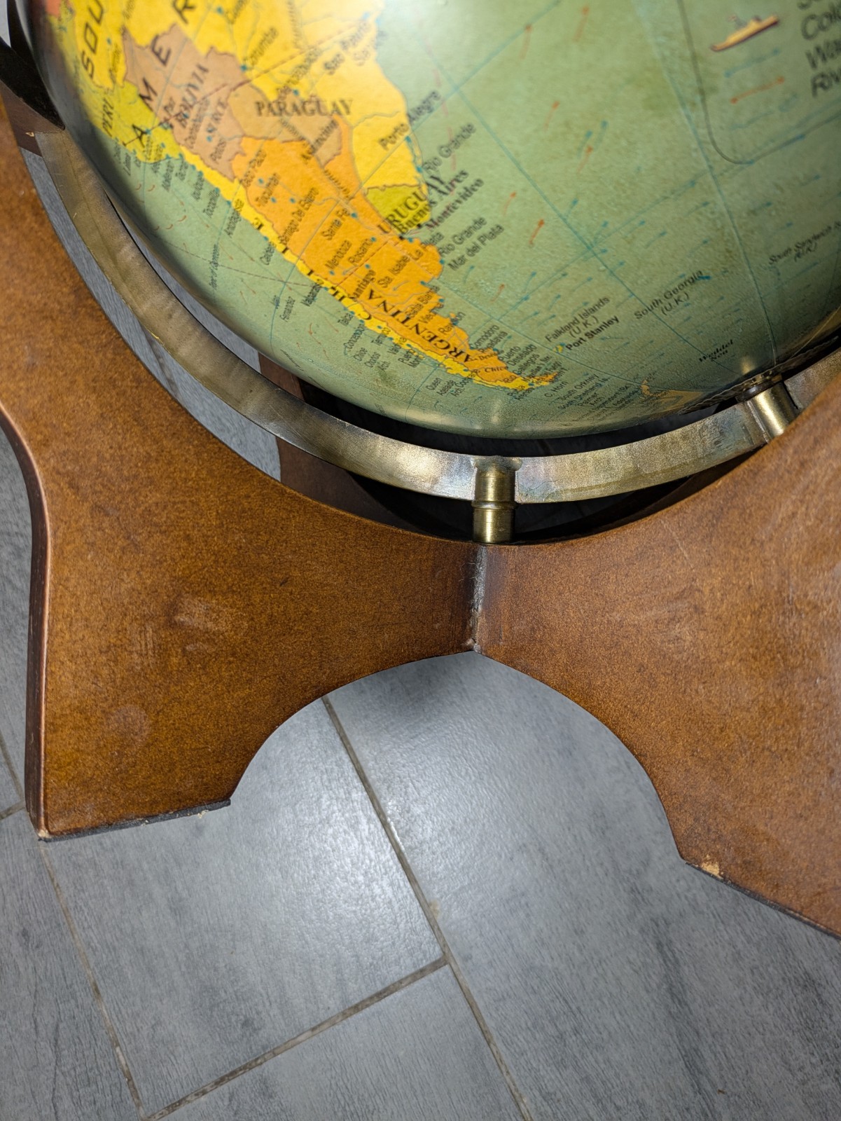 Mid Century Modern Style 12″ Desktop Globe with Wood Stand G77
