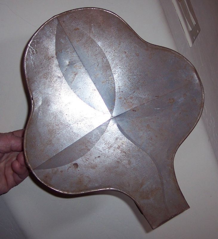 ANTIQUE PRIMITIVE ST PATRICK CLOVER LEAF TINSMITH HAND MADE MOLD BAKING TIN PAN
