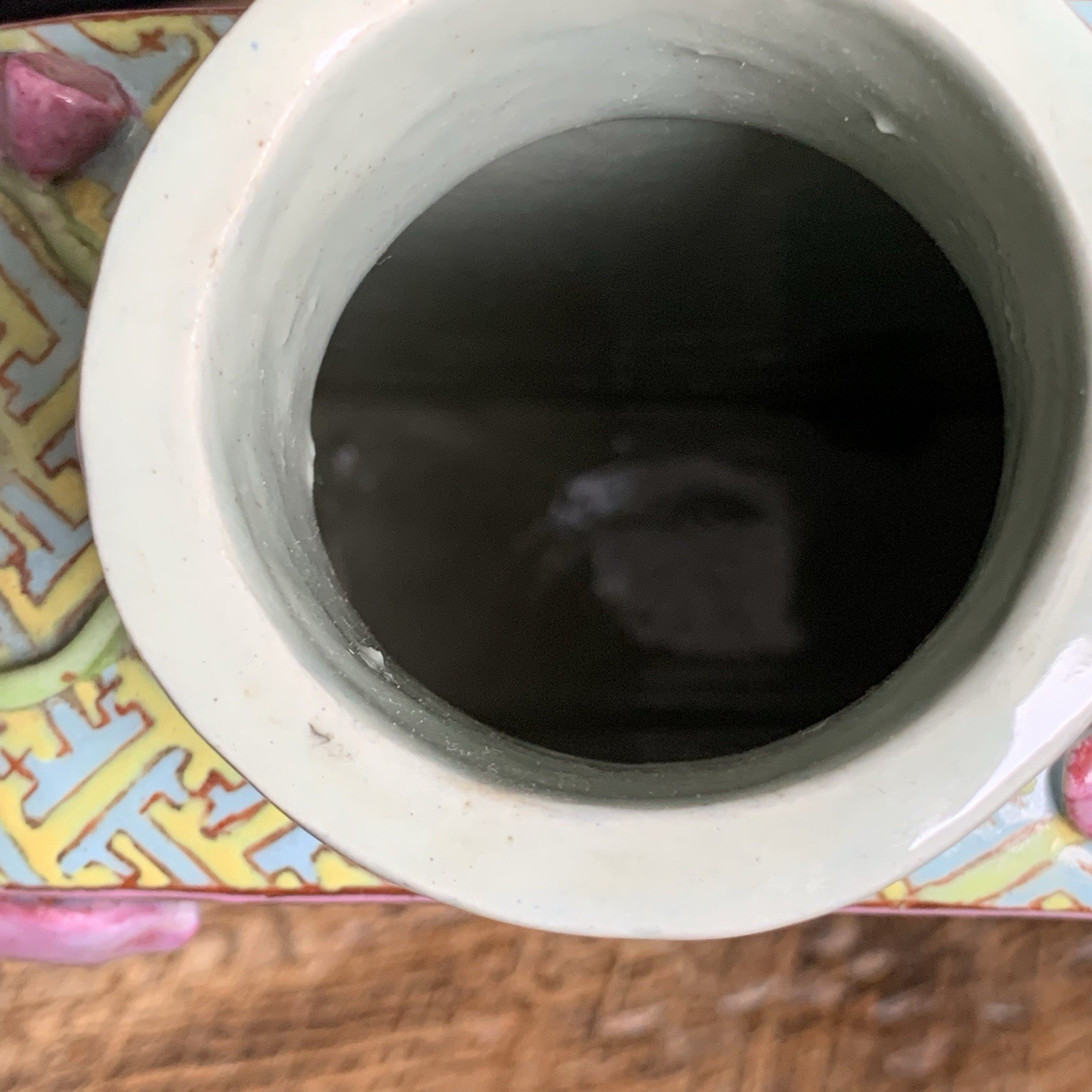 Mid 19th Century Porcelain Hand Painted Chinese Vase