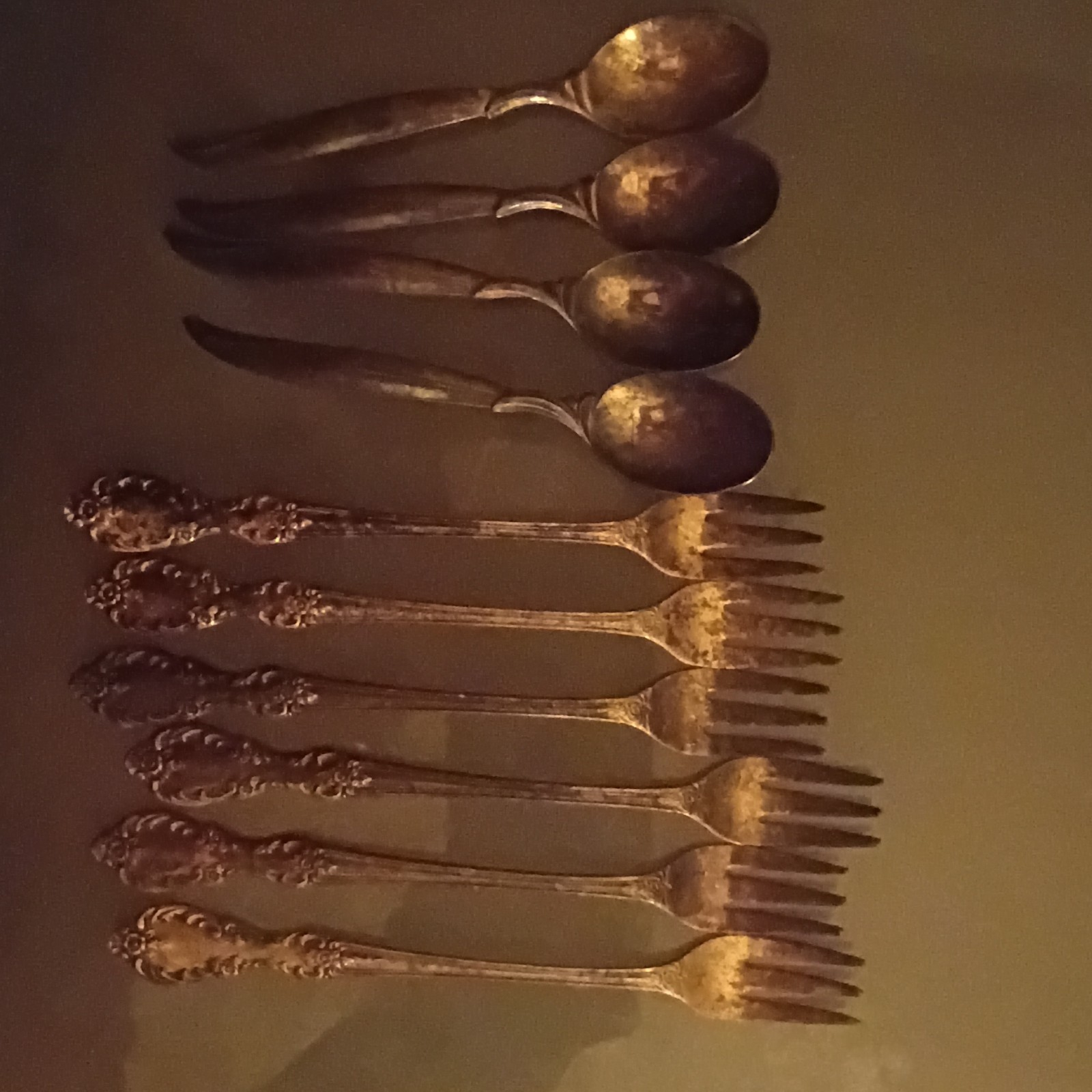 Antique Silverplate Mixed Lot Flatware Forks Spoons Knife Ornate Pattern