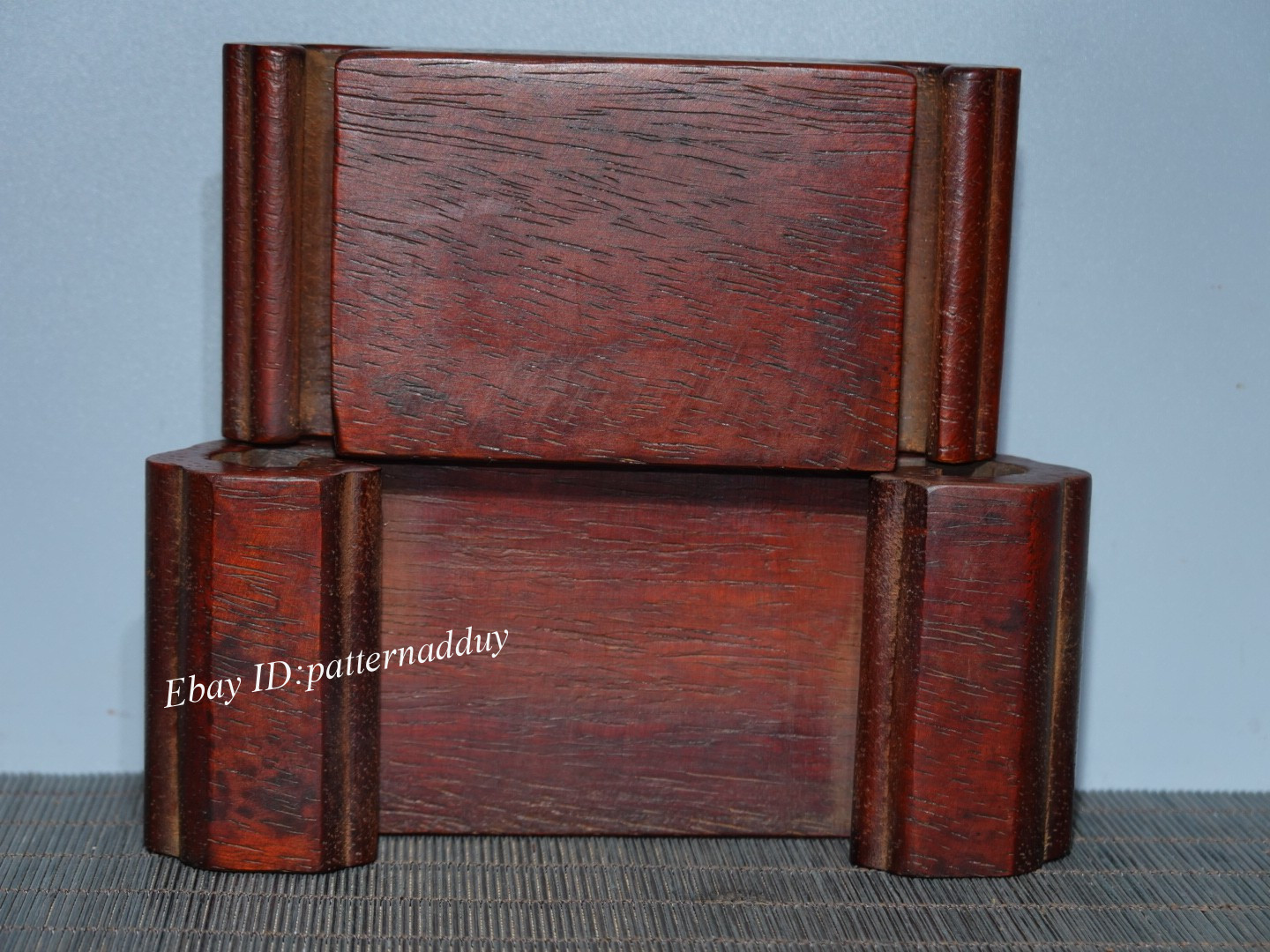 Old Tibetan Rosewood Inlaid with Colorful Shells and Bird Double-Layer Base