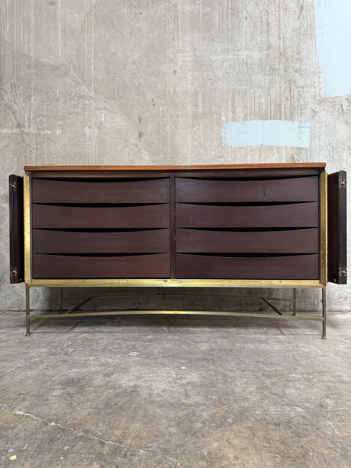 1950s Paul McCobb Irwin Collection Credenza / Server – Mahogany & Brass Base, 72