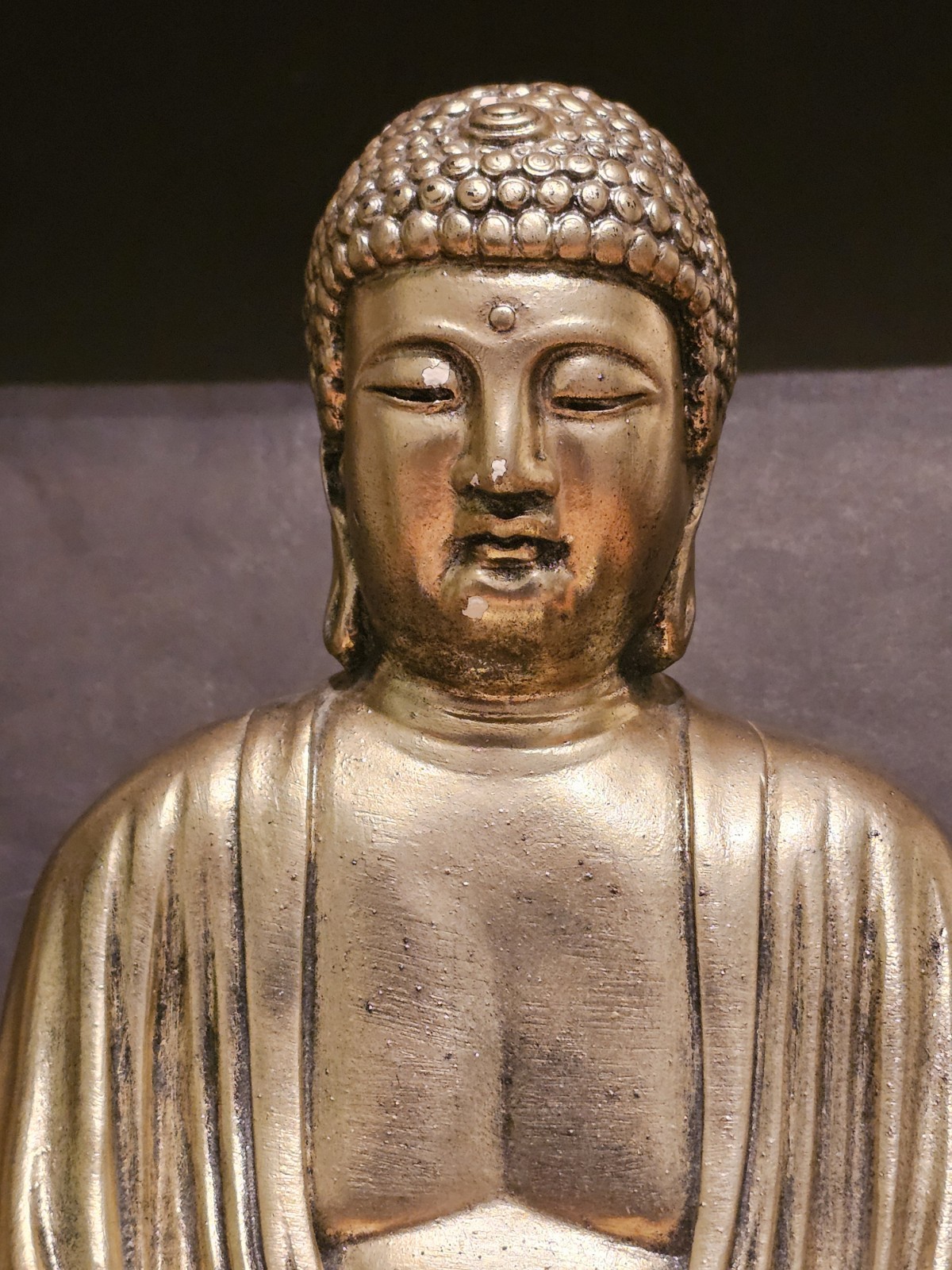 Vintage gilded chalkware or plaster japanese Buddha Statue. 28cm tall. over 2kg