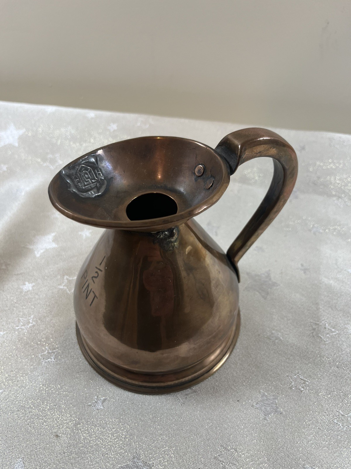 Original antique copper haystack measuring jug 1/2 pint