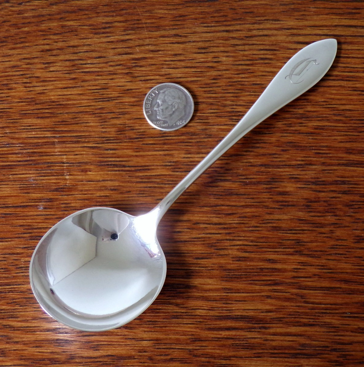 Vintage TOWLE Sterling LAFAYETTE Round Bowl BOUILLON SOUP SPOON 26 Grams