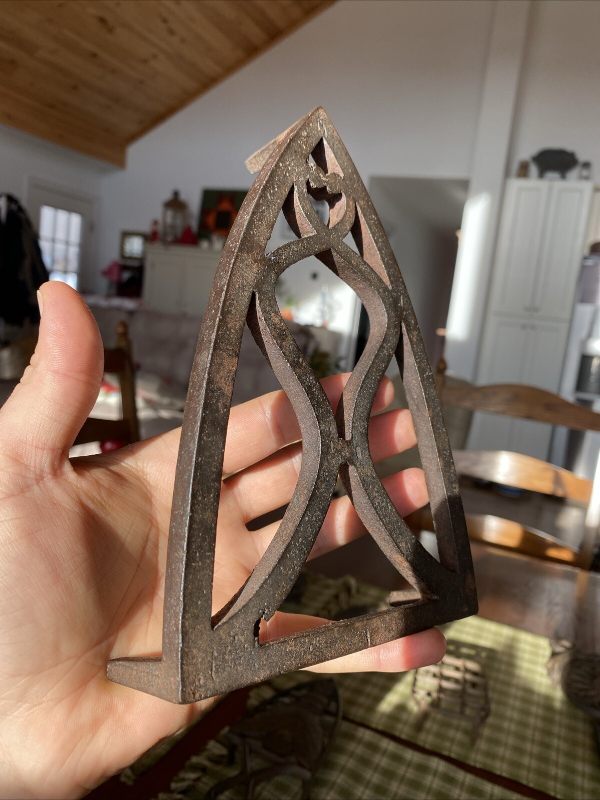19th C 1800’s Primitive Scroll Cast Iron Fireplace Hearth Sad Flat Trivet Stand