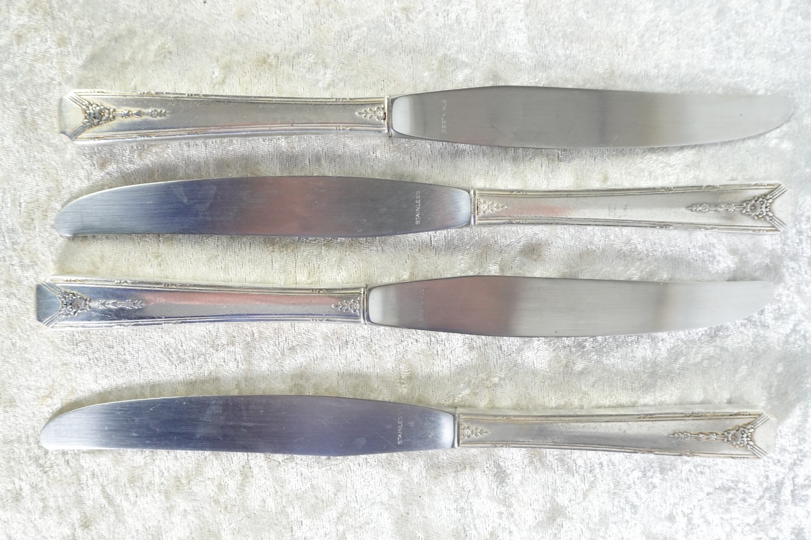 41 Pieces ‘MILADY’ Pattern Silver Plate Flatware By Oneida Marked ‘Community’