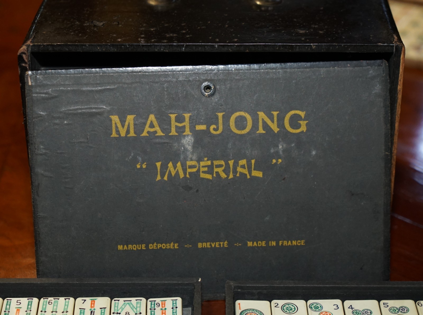 ANTIQUE CIRCA 1950’s CHINESE IMPERIAL MAHJONG SET WITH THE ORIGINAL RACKS