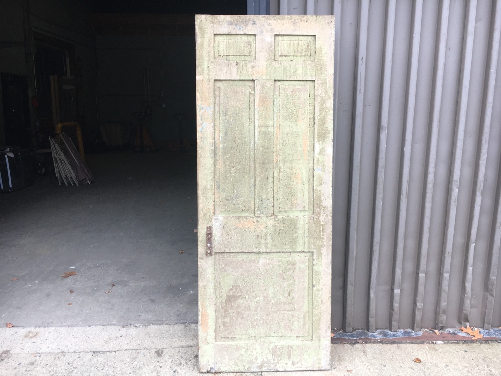 c1830 Raised panel door old crusty paint 77.5″ x 29.5″ – Five panel old hardware