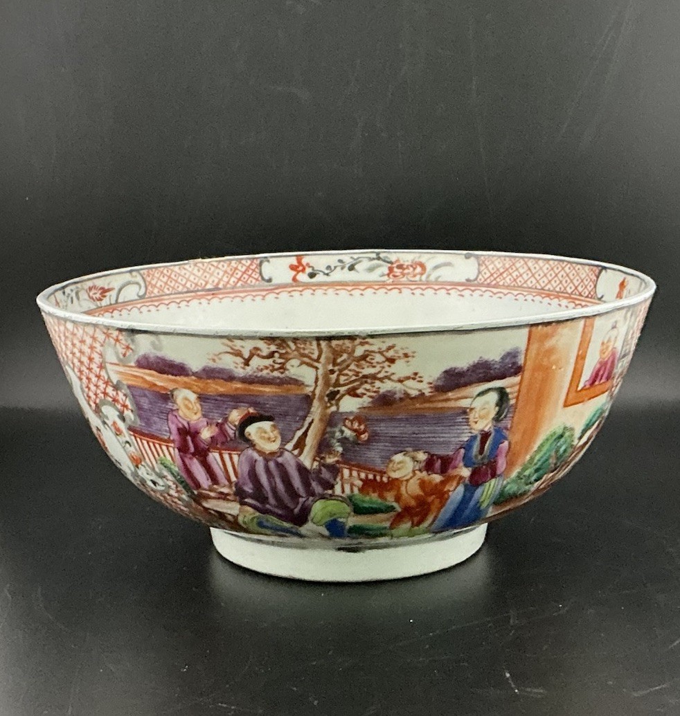 Chinese Famille Rose Figural Bowl -Qianlong Period 18thC- Enamel decoration