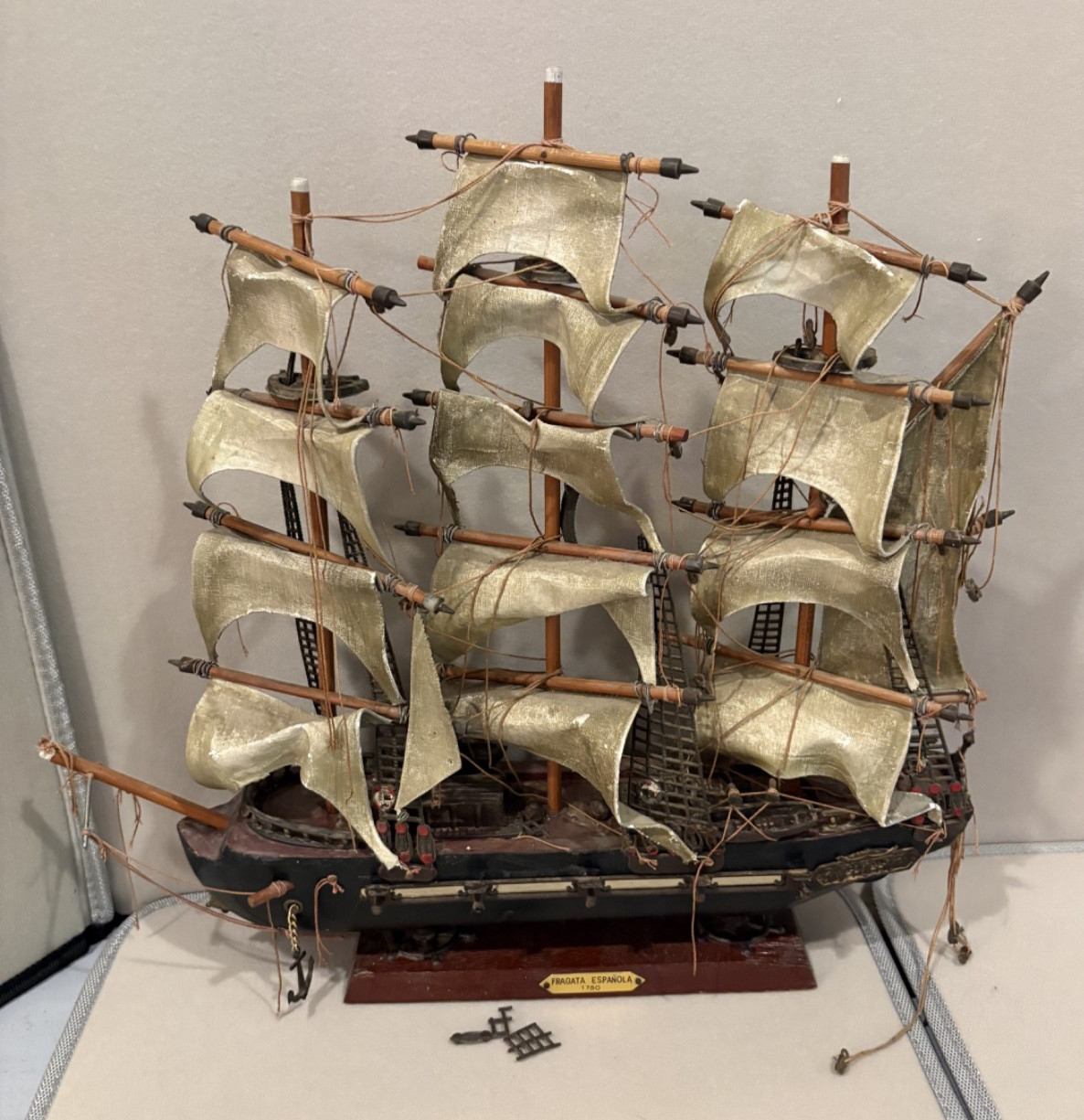 Vintage Wooden Model Ship Fragata Espanola 1780 Spanish Frigate Warship Decor