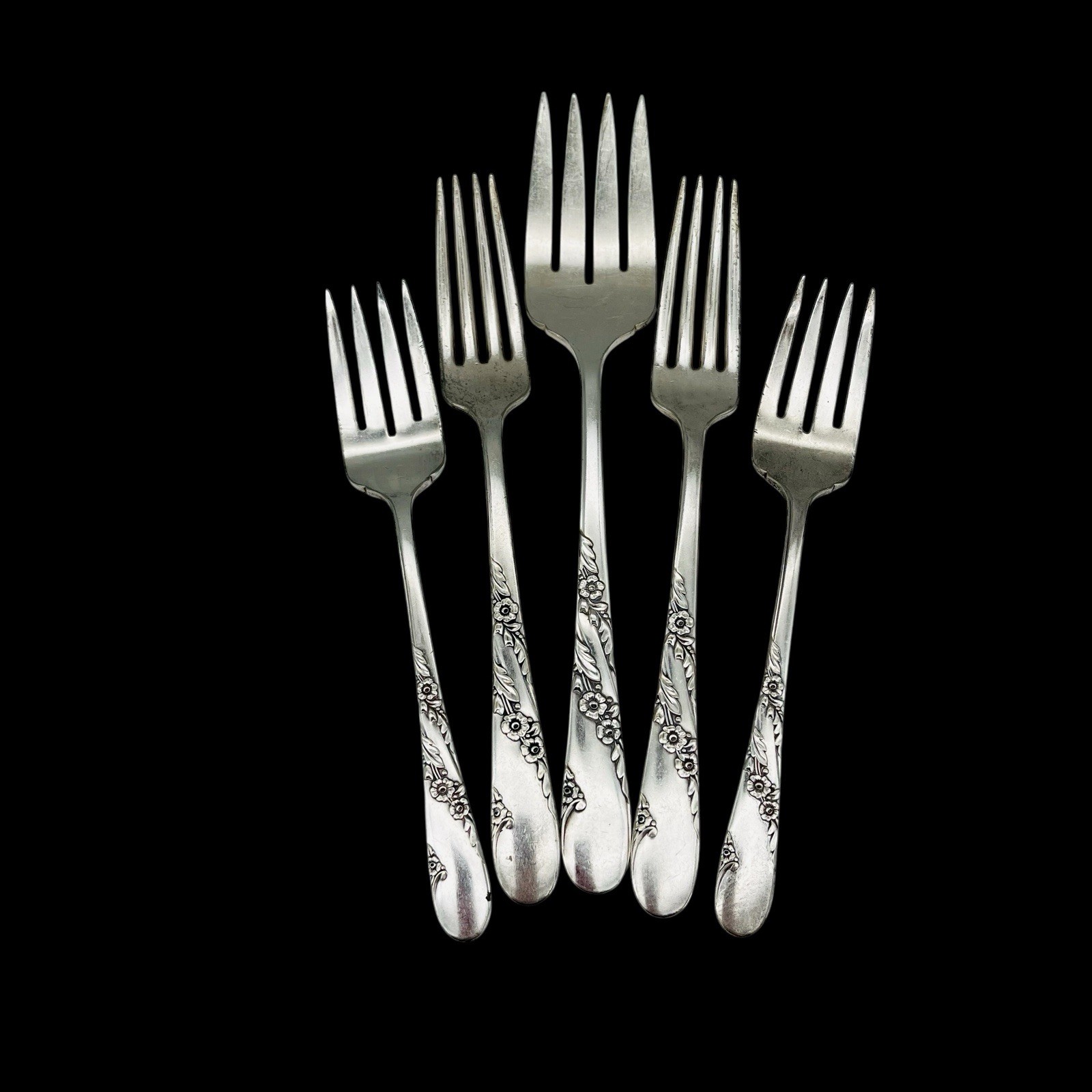 Bridal Wreath Oneida Tudor Silver Plate 1 Meat 2 Dinner 2 Salad Forks Mixed Lot