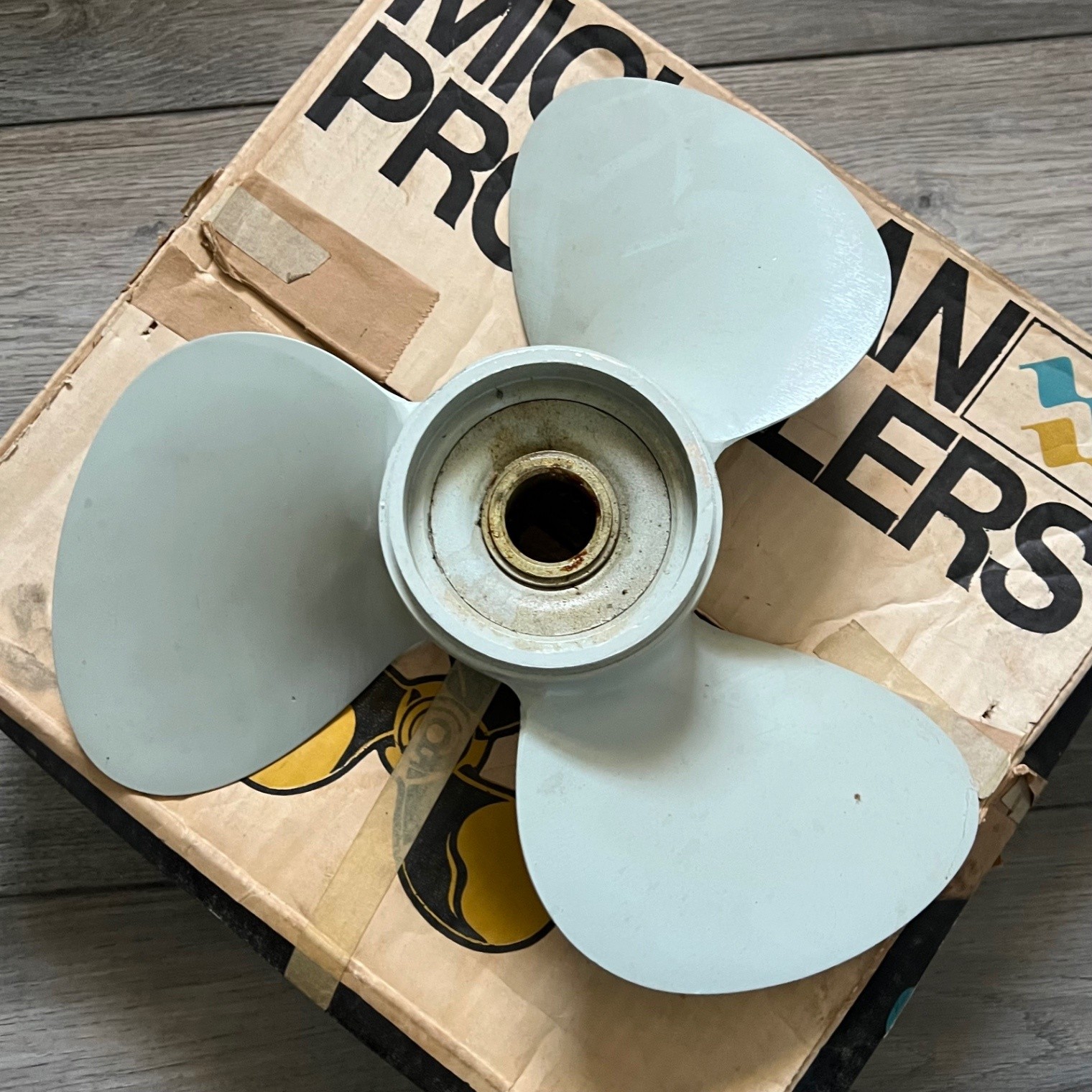 Michigan SMC 570 3 Blade Boat Propeller 14 x 14 Aluminum Maritime Propeller NOS
