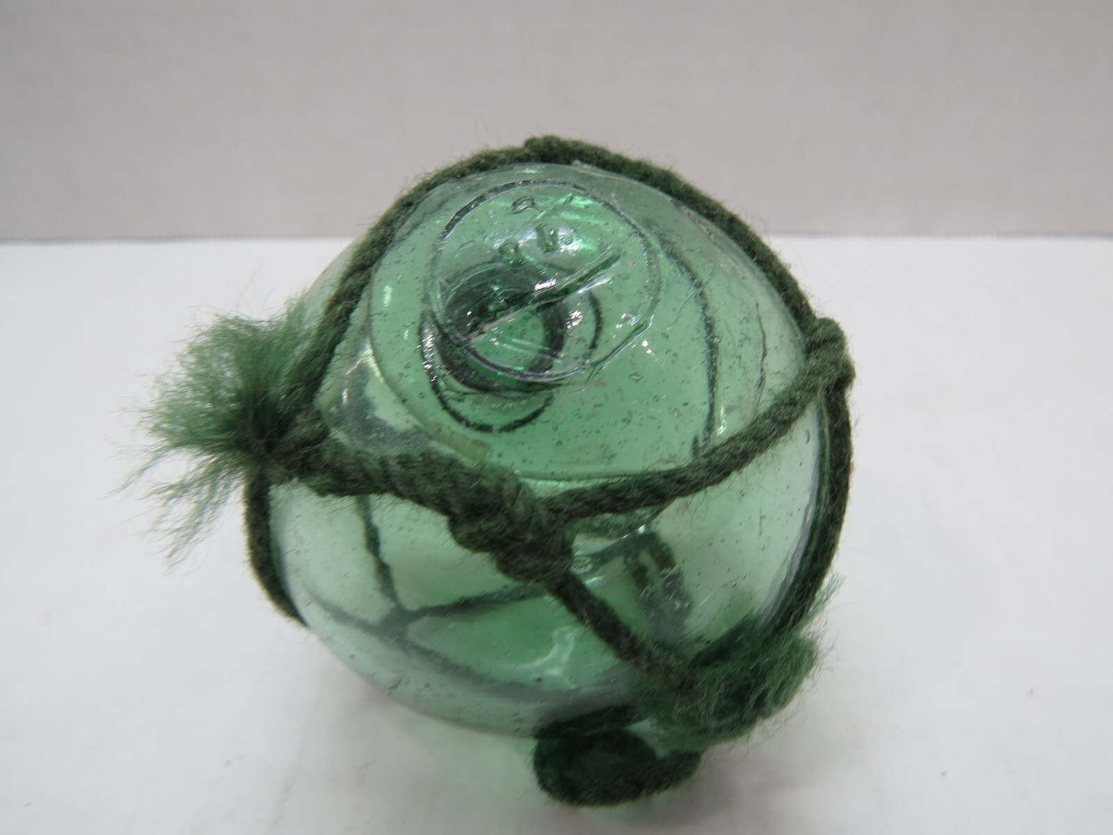 2+1/4 inch Walt Pich Book #24 w/O JAPANESE GLASS FLOAT BALL BUOY (#2307)