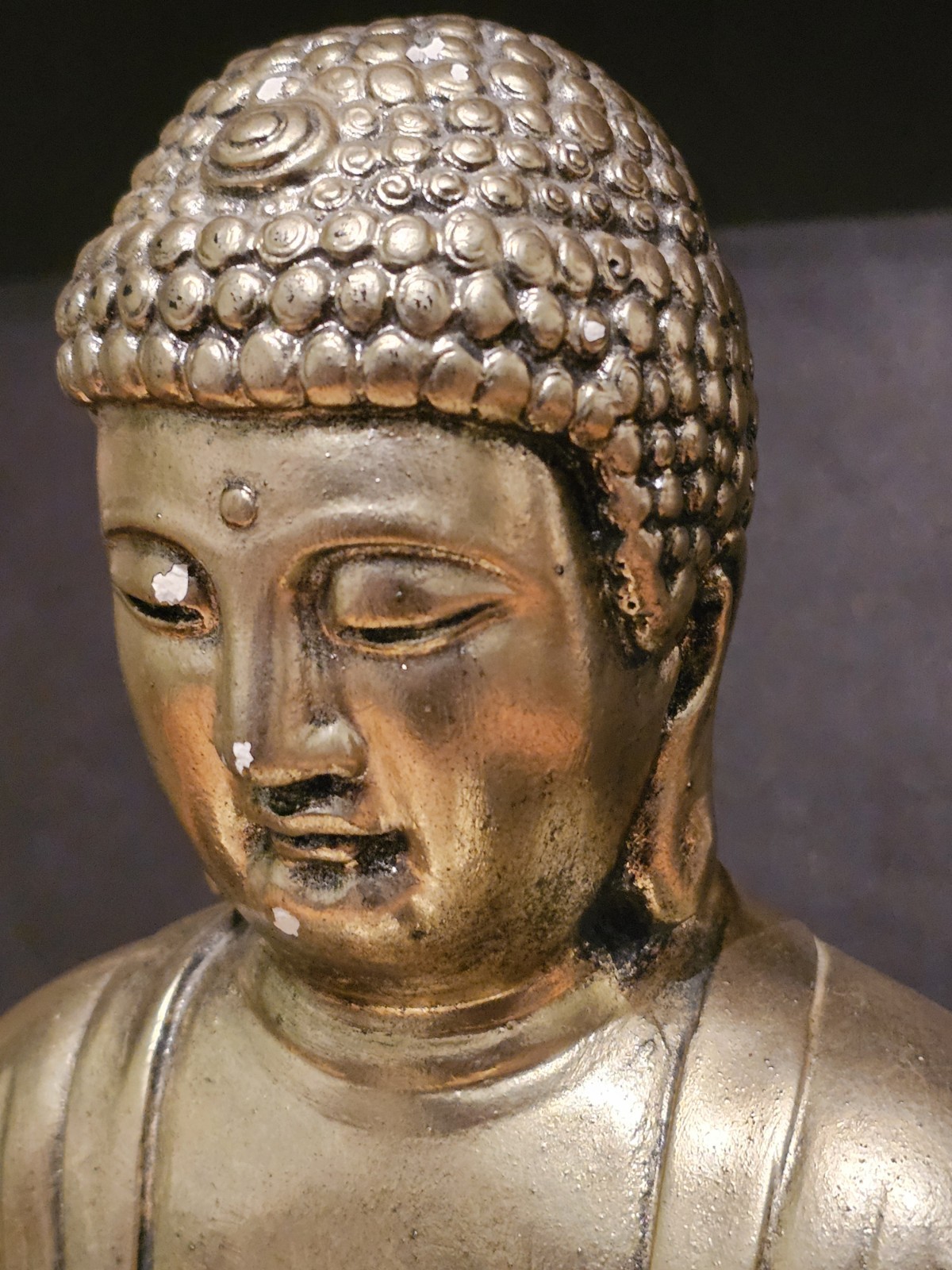 Vintage gilded chalkware or plaster japanese Buddha Statue. 28cm tall. over 2kg