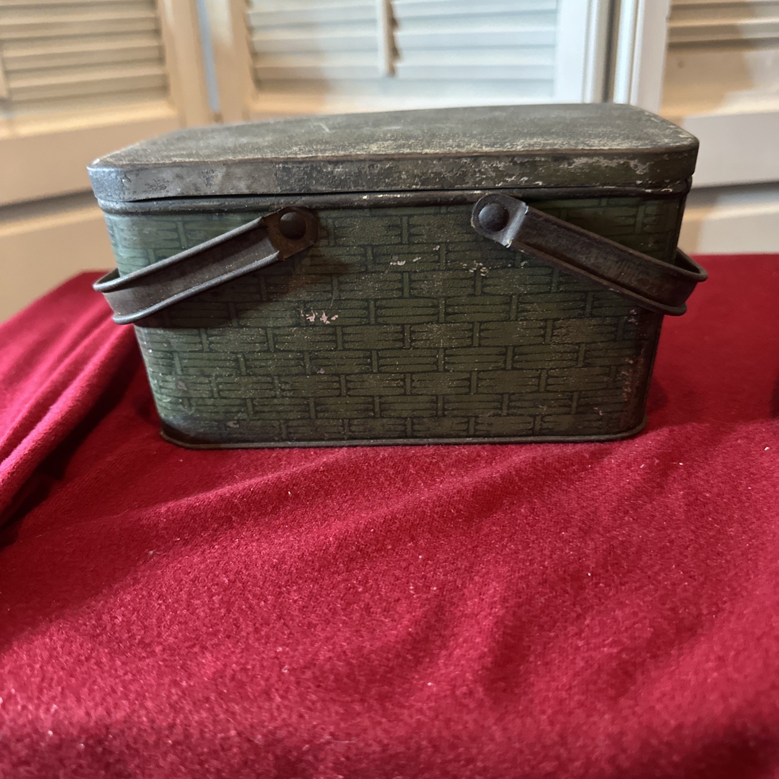 Antique Child’s Green Tin Metal Basket Weave Pattern Lunch Pail
