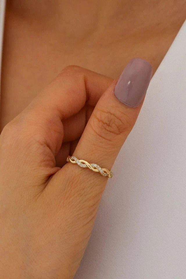 1 Ct Round Lab Created Diamond Band Women’s Ring 14K Yellow Gold Plated Silver