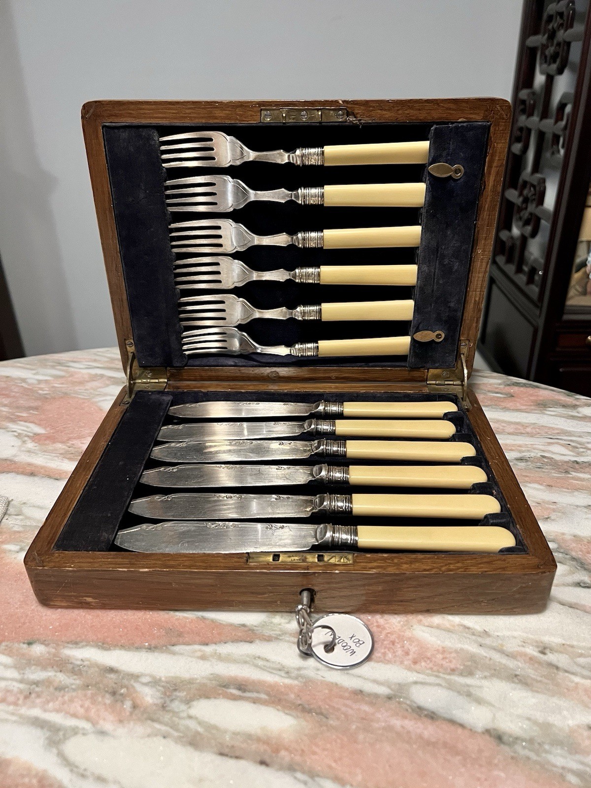 English Silver Plate Fish Set For 6 In Oak Wood Case Sterling Ivorine Handles