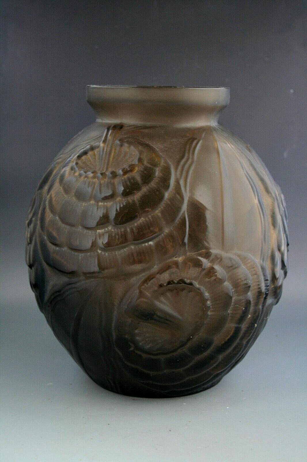 RARE ANTIQUE ART DECO PIERRE D’AVESN GLASS VASE