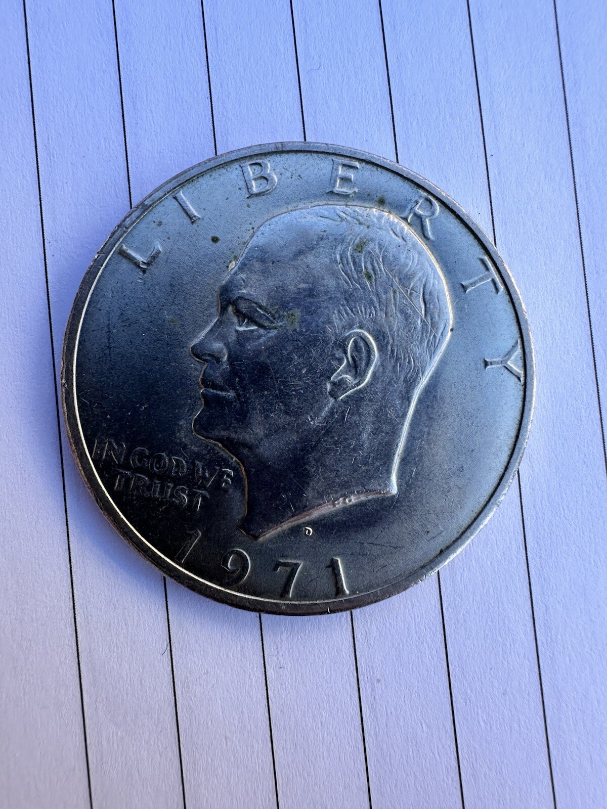 This 1971 Eisenhower one dollar coin is a valuable addition to any coin collecti