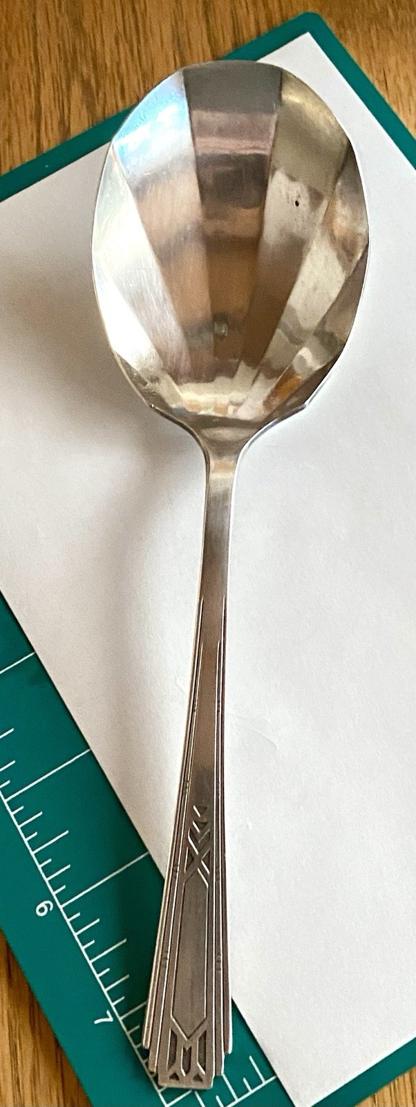 Vintage Tudor Plate Oneida Community 9” Shell Casserole Spoon Art Deco Era Style