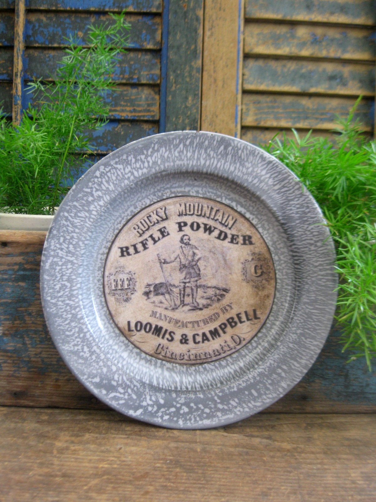 Antique Gray Graniteware Plate Loomis & Campbell Rifle Powder Print