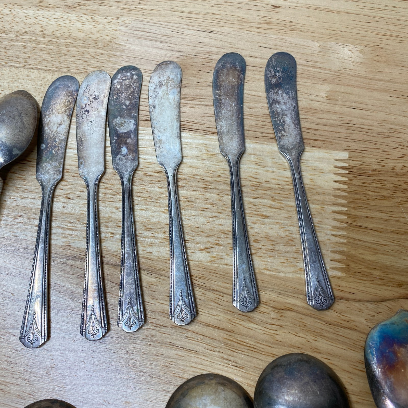 Flatware Miss Matched Silver-Plated Flatware Lot of 26 Pieces Mixed Patterns