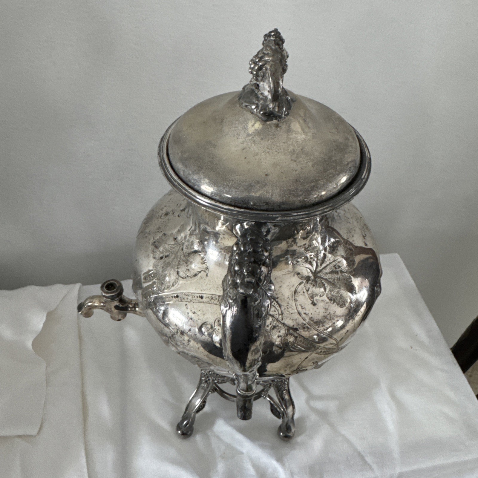 VTG Silverplate Samovar Tea Urn Wedding Centerpiece Ornate Display Decor Large