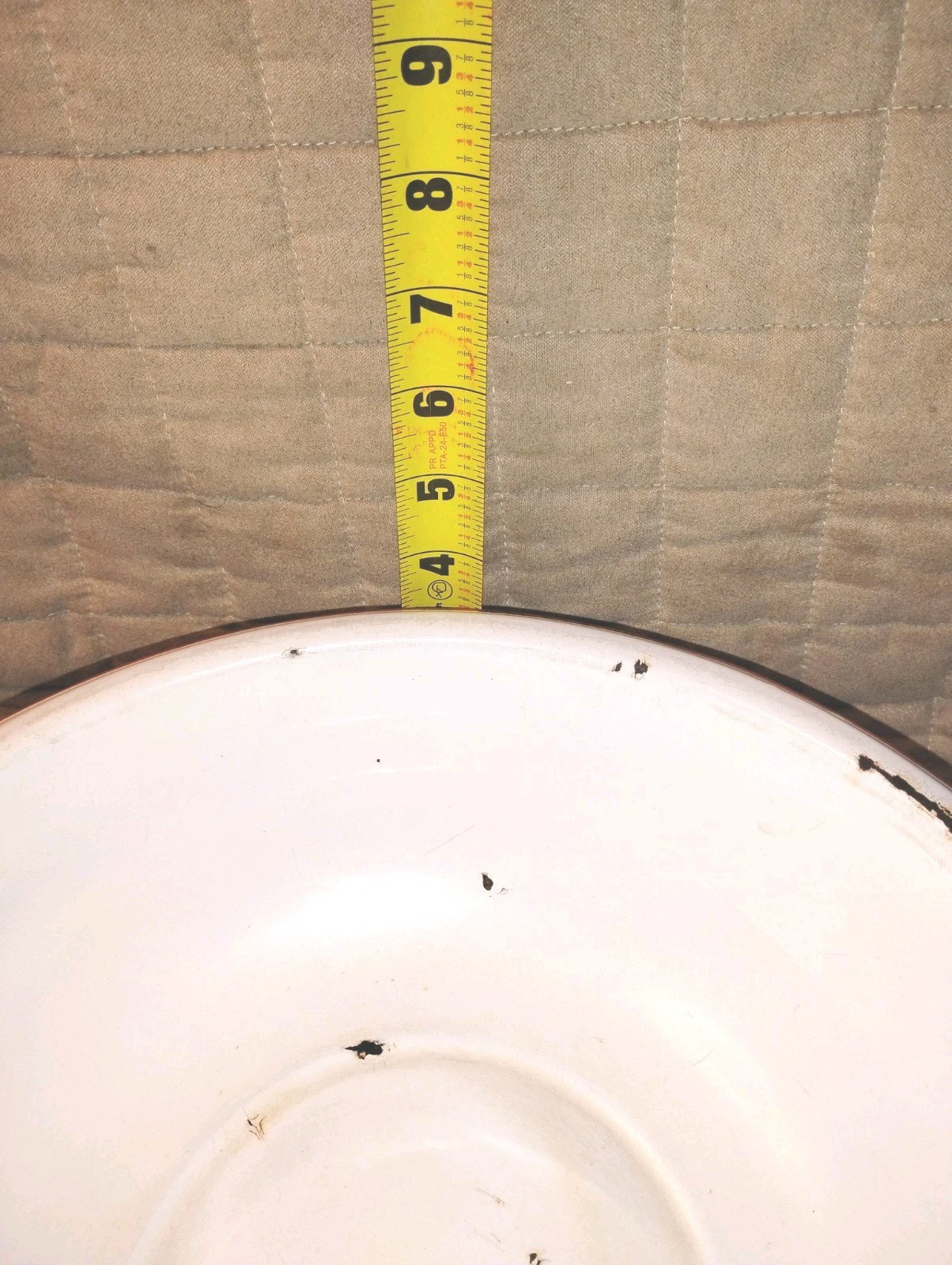 Vintage White Enamelware Wash Basin – Red Trim Metal Farmhouse Bowl – Rustic…