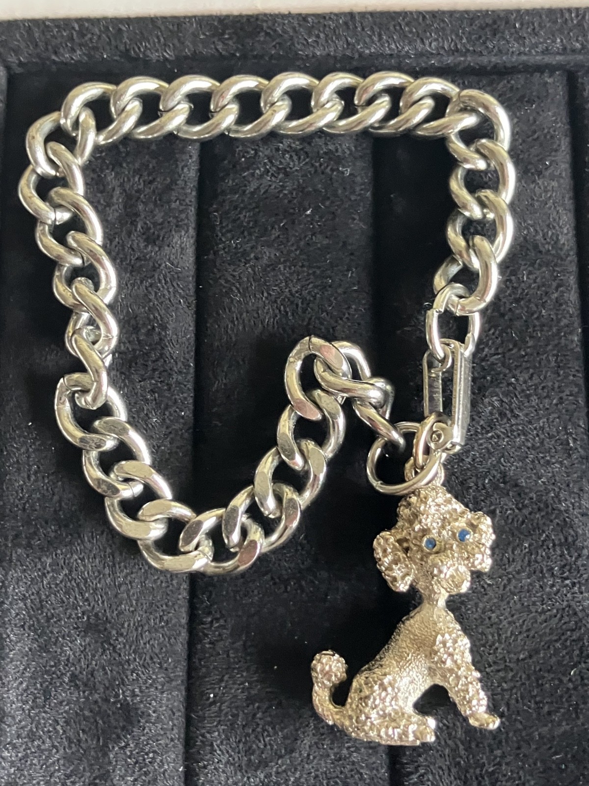 VINTAGE POODLE DOG CHARM BRACELET SILVER TONE BLUE EYES SIGNED C65 JEWELRY