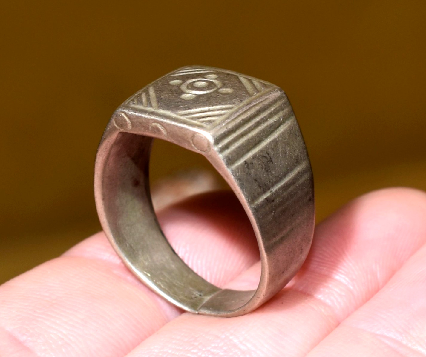 Antique African Tuareg Ethnic Metal Tribal Ring, Niger Africa – Ring Size 9