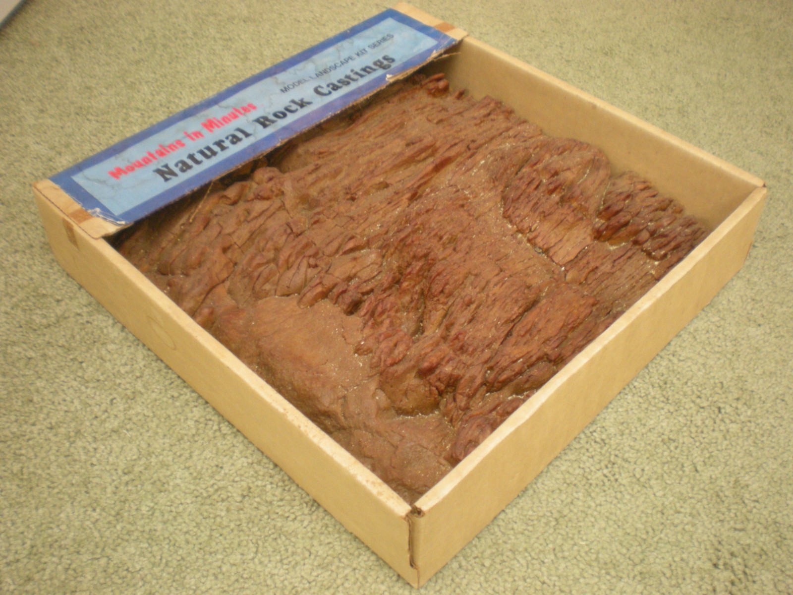 #804 RED ROCK NATURAL ROCK CASTING