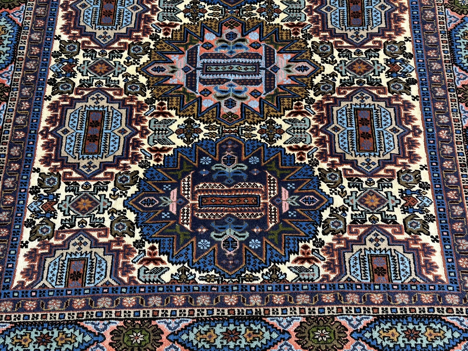 Circa 1950’s COLORFUL SILK CAUCASIAN RUG 4.8×6.9 NATURAL VEGETABLE DYE_MUST SEE