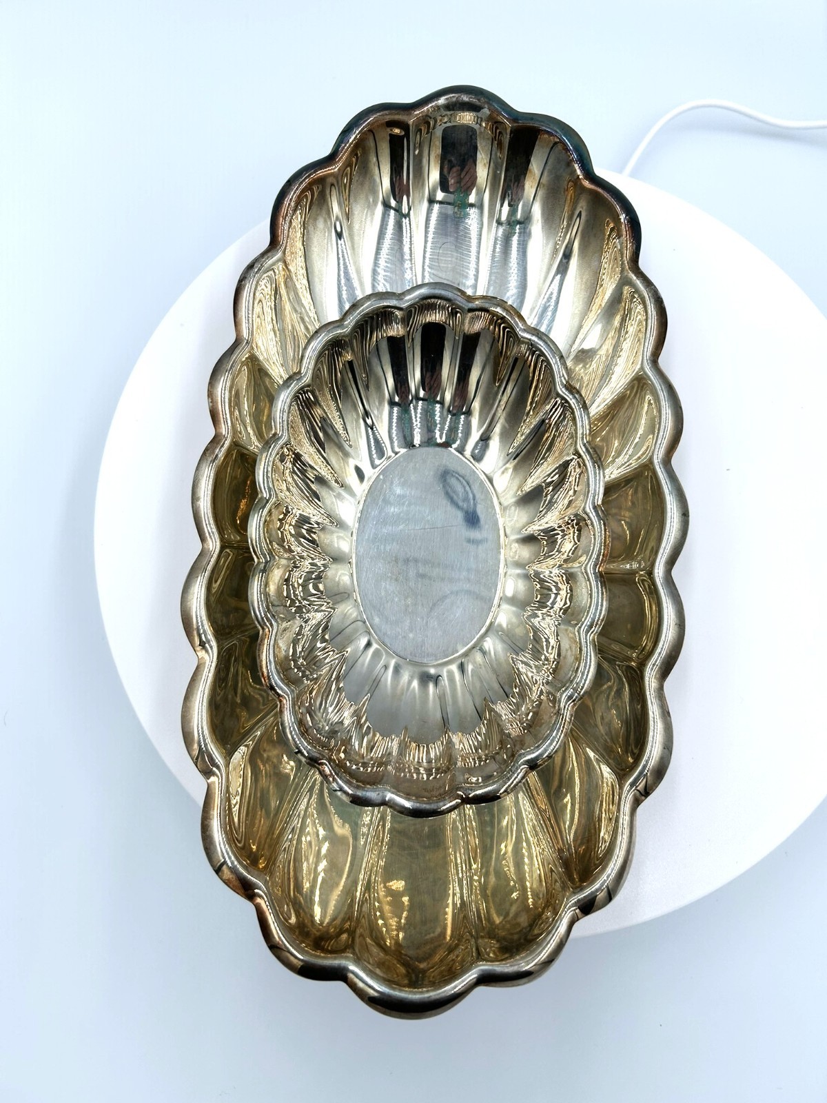 Reed & Barton Holiday Pattern Matching Serving Bowls Nos 172 and 111 Silverplate