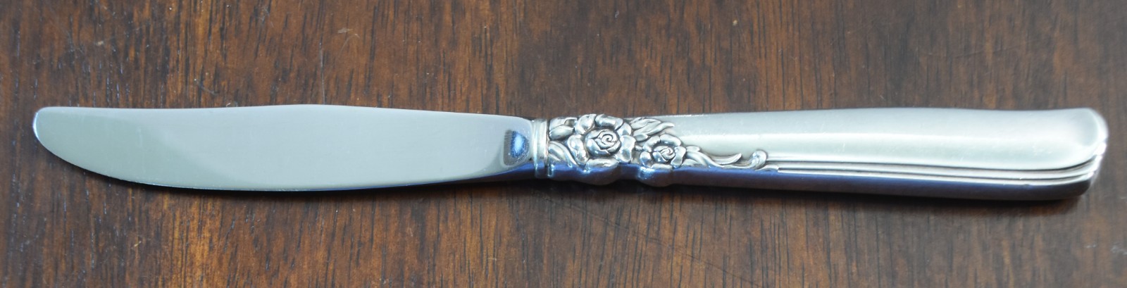 Prestige “GAY ADVENTURE” 5 Pc Fork Knife Spoon Setting Oneida Silver Plate 1956