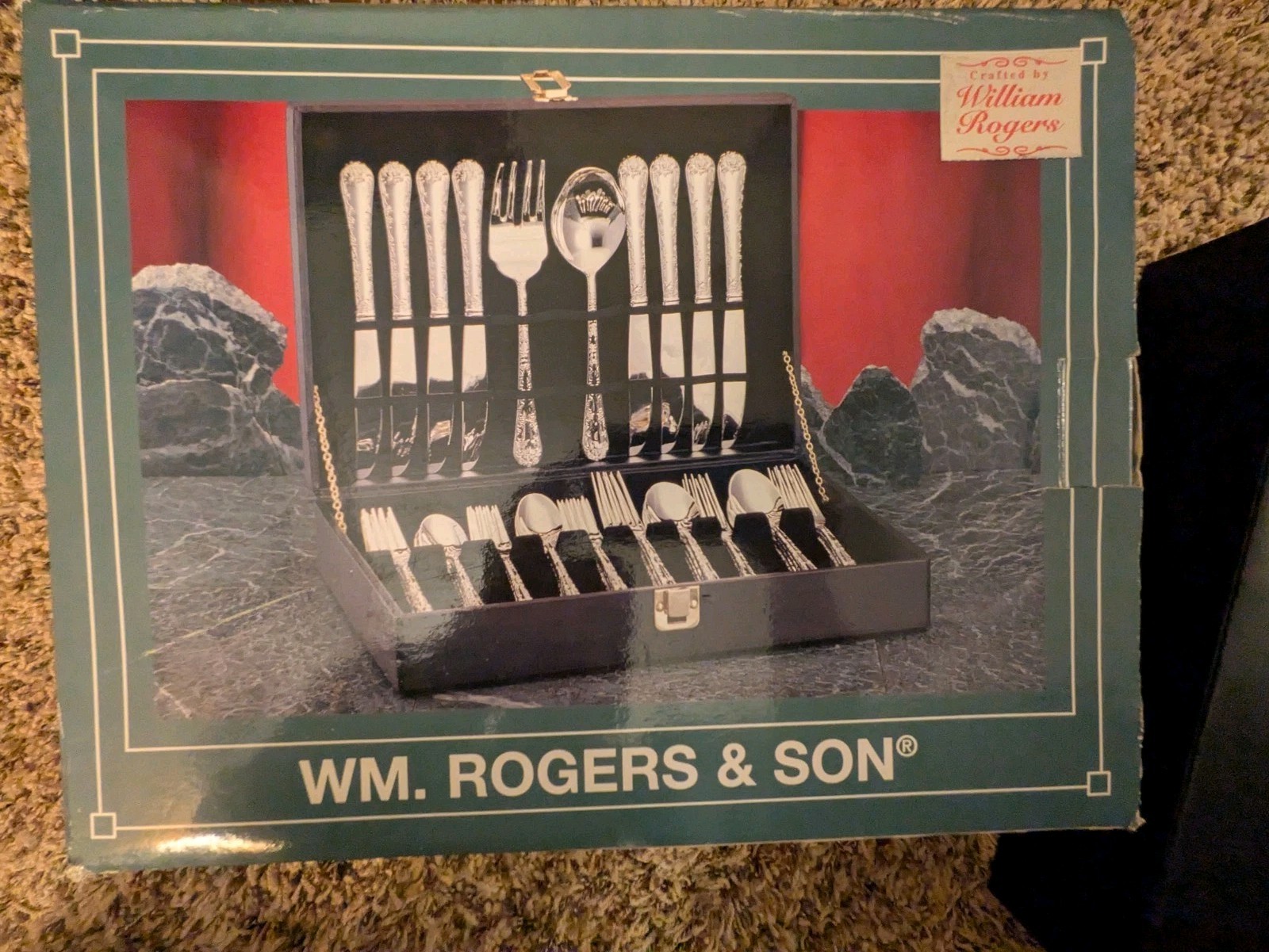 New WM Rogers And Son 43 Pc Silver plated Silverware – Enchanted Rose Design