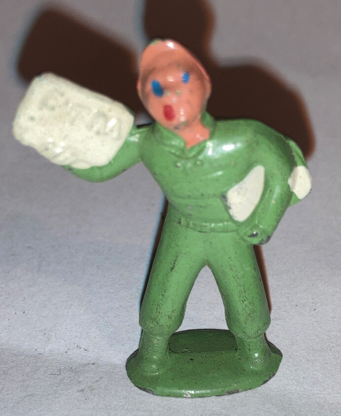 Vintage Barclay Lead Toy Newspaper Seller Extra Figure Boy Green