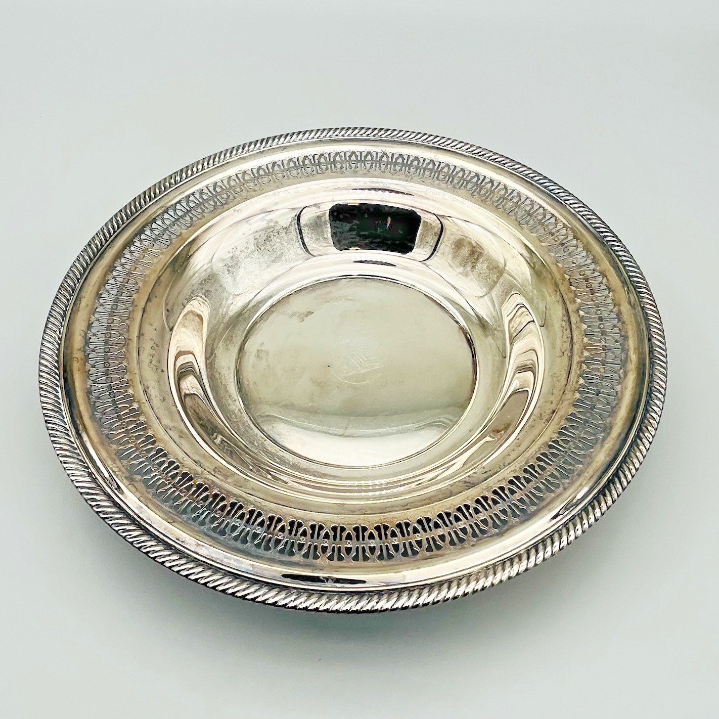 Wm Rogers 835 Silverplate 12″ Bowl Pierced Rim Prudential Insurance 50-60s Promo