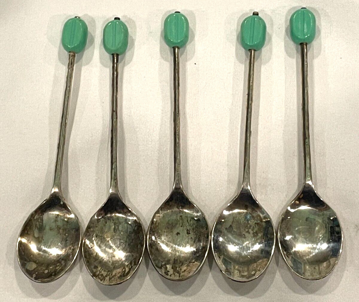 5 SILVER PLATE ENGLAND GREEN COFFEE BEAN DEMITASSE SPOONS -FREE SHIP
