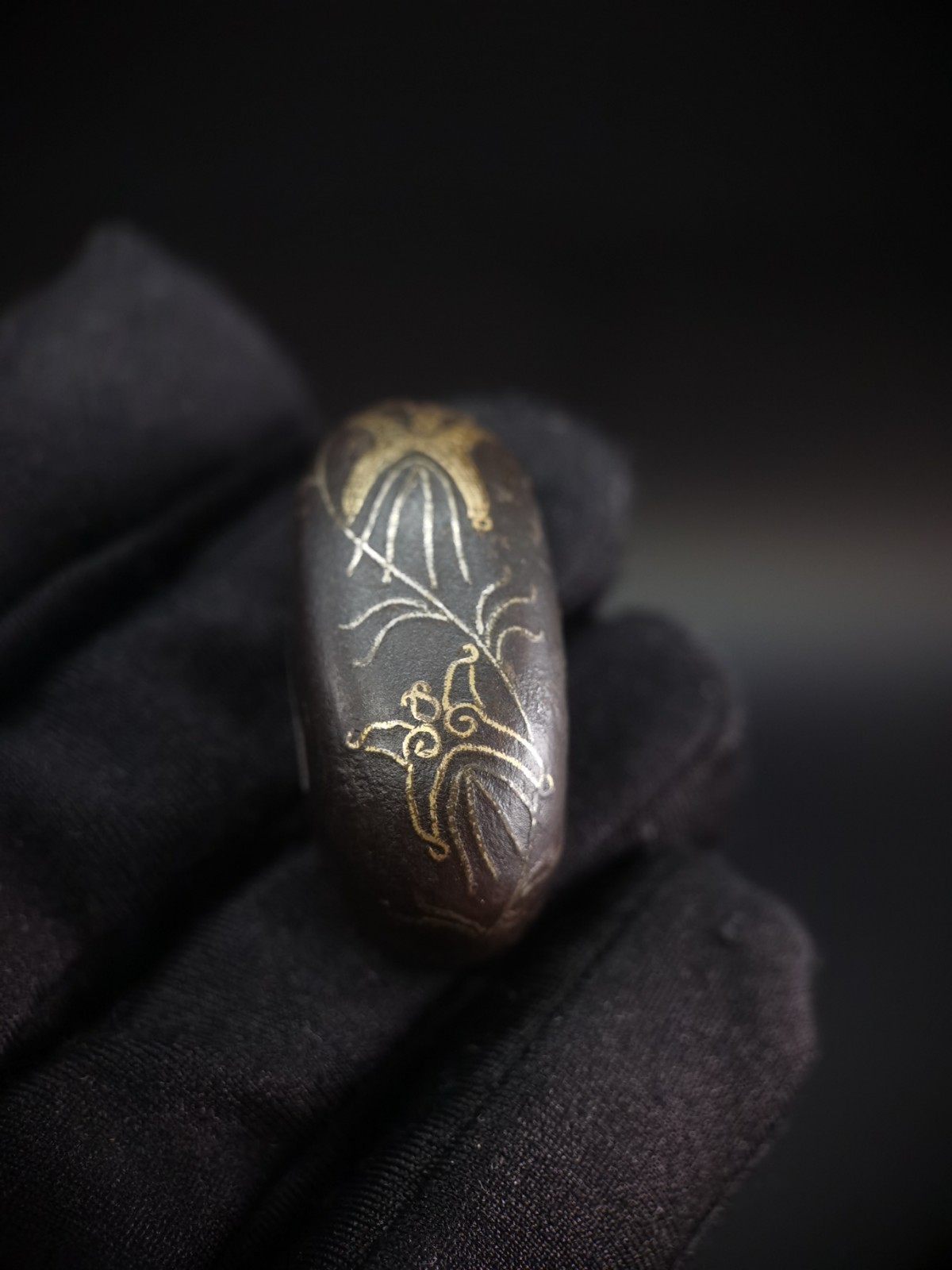 Japanese Flower Single Kashira for Katana Wakziashi Edo Period Antique G022