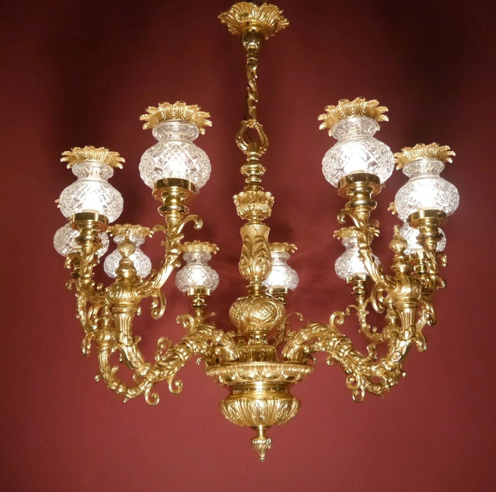 Magnificent 10 Light Spanish Rococo Chandelier Crystal Vases Gold Bronze Brass