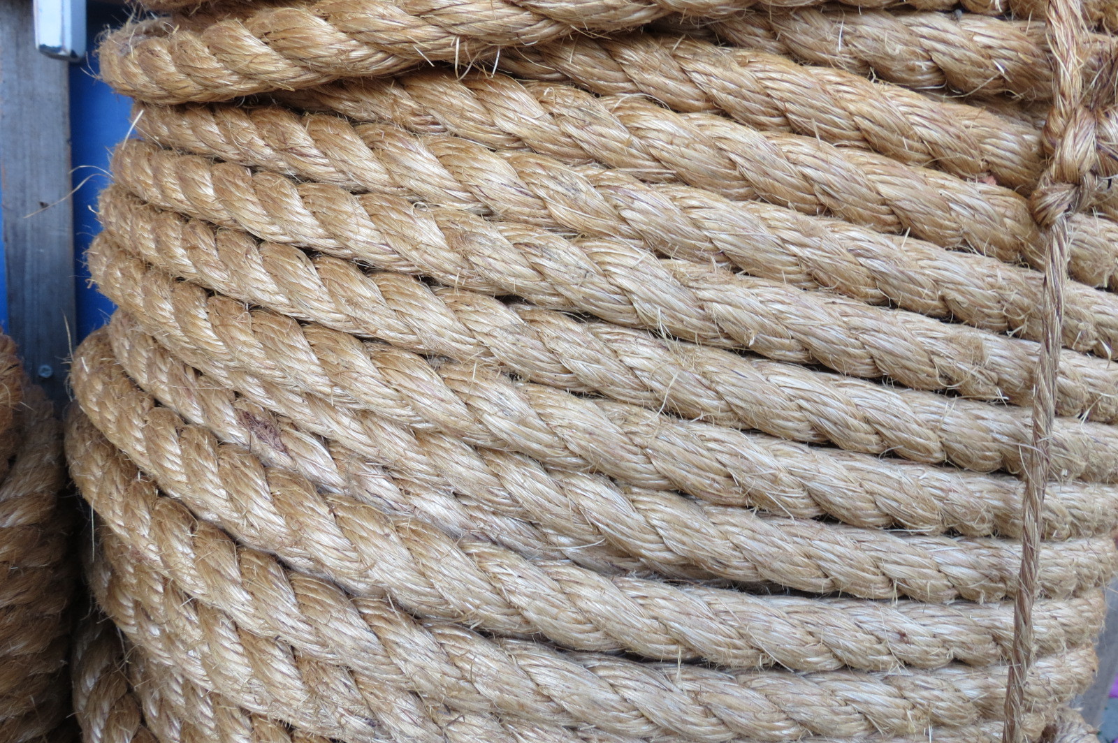 (R#253) 5/8 inch x 100 feet UNUSED MANILA ROPE ANCHOR RODE MOORING LINE MANNILA